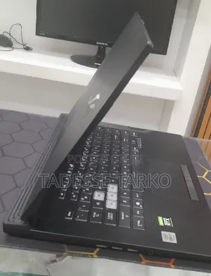 New Laptop Asus ROG Strix G15 16GB Intel Core i7 SSD 512GB