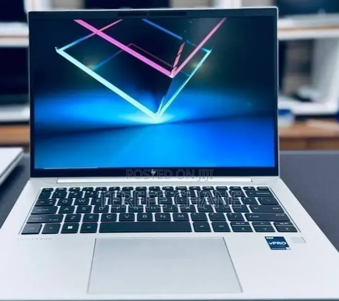 New Laptop HP EliteBook 840 G10 16GB Intel Core i7 SSD 1T