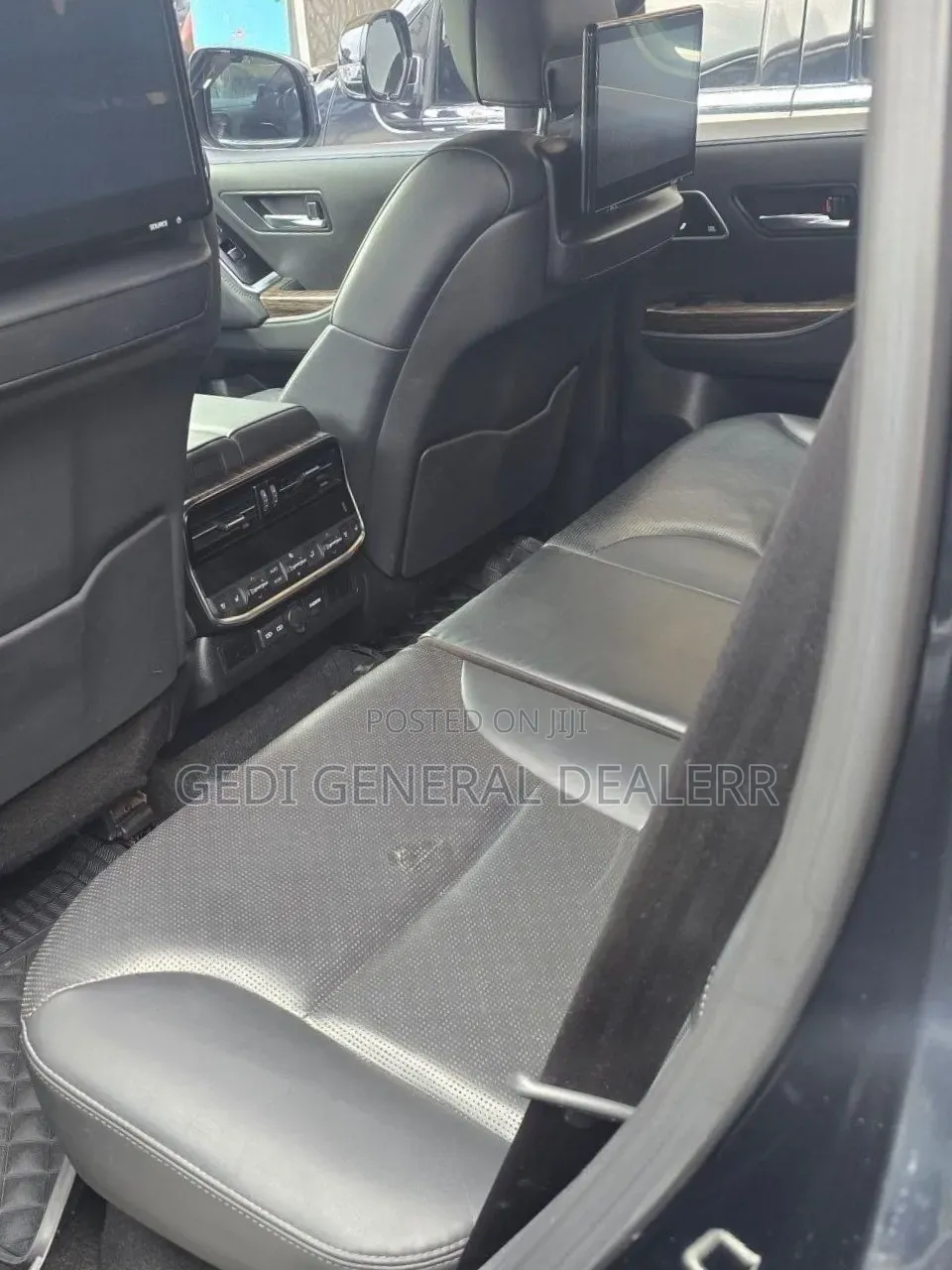 Toyota Land Cruiser 2023 Black