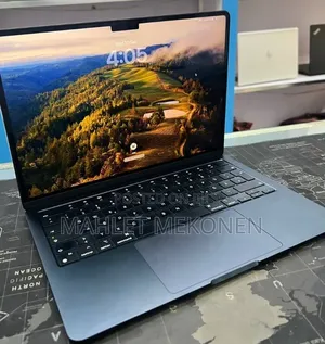 New Laptop Apple MacBook Air 2022 M2 16GB Apple M2 SSD 512GB