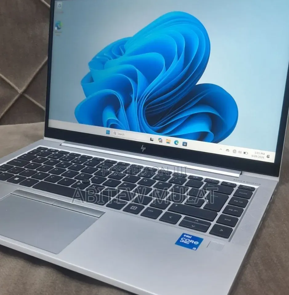 New Laptop HP EliteBook 840 G8 16GB Intel Core i5 SSD 512GB