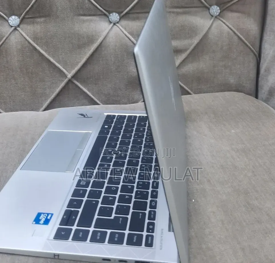 New Laptop HP EliteBook 840 G8 16GB Intel Core i5 SSD 512GB