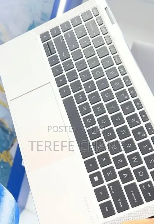New Laptop HP EliteBook x360 1040 G7 16GB Intel Core i7 SSD 512GB