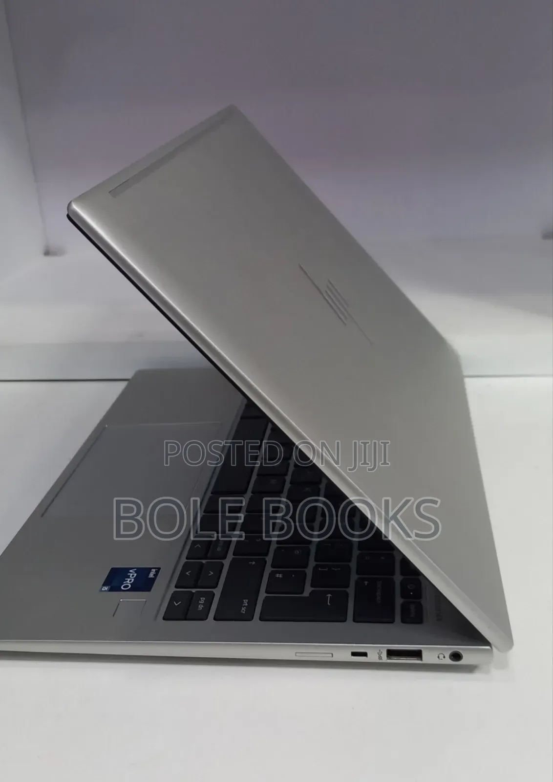 New Laptop HP EliteBook 830 G9 16GB Intel Core i5 SSD 512GB