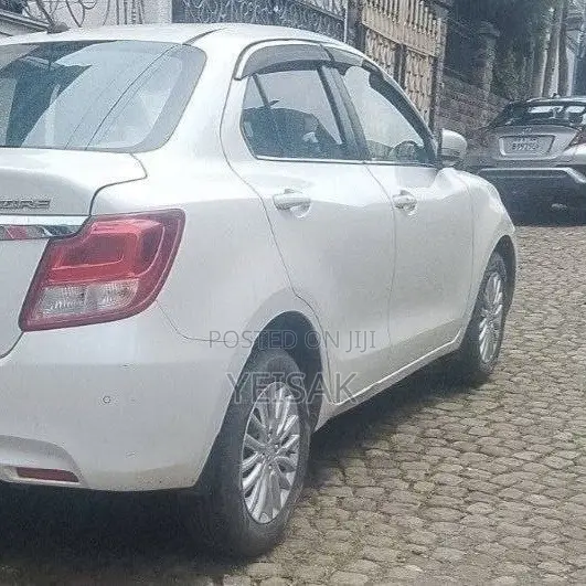 Suzuki Dzire 2021 White