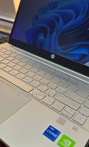 New Laptop HP Pavilion 14 16GB Intel Core i7 SSD 512GB