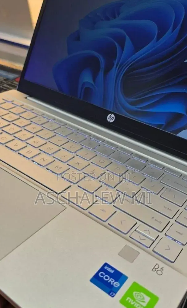 New Laptop HP Pavilion 14 16GB Intel Core i7 SSD 512GB