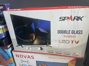 Spark 32” TV
