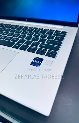 New Laptop HP EliteBook 840 G10 16GB Intel Core i7 SSD 1T