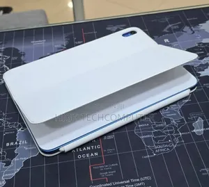 New Apple iPad (2025) 64 GB