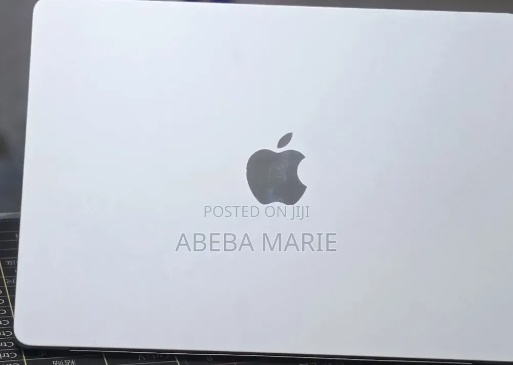 New Laptop Apple MacBook Air 2025 M4 16GB Apple M4 SSD 512GB