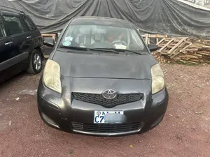 Toyota Yaris 2010 Black