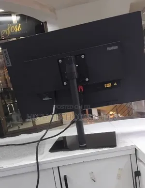 Brand New LENOVO 27" Inch 2k Frameless Monitor 2022/23 Brand
