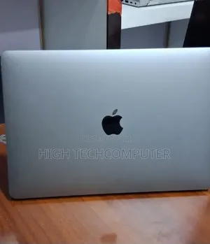 New Laptop Apple MacBook Pro 2017 8GB Intel Core i5 SSD 256GB