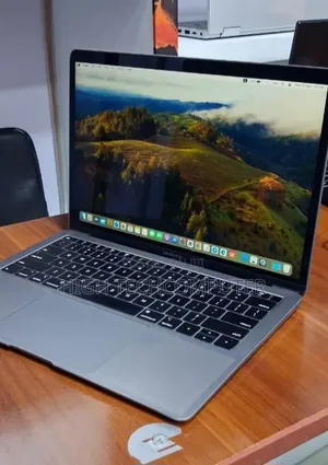 New Laptop Apple MacBook Air 2019 8GB Intel Core i5 SSD 128GB