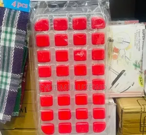 ለፍሪጅ የሚሆን በረዶ መጋገሪያ Ice Cube