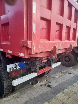 Dumptruck.