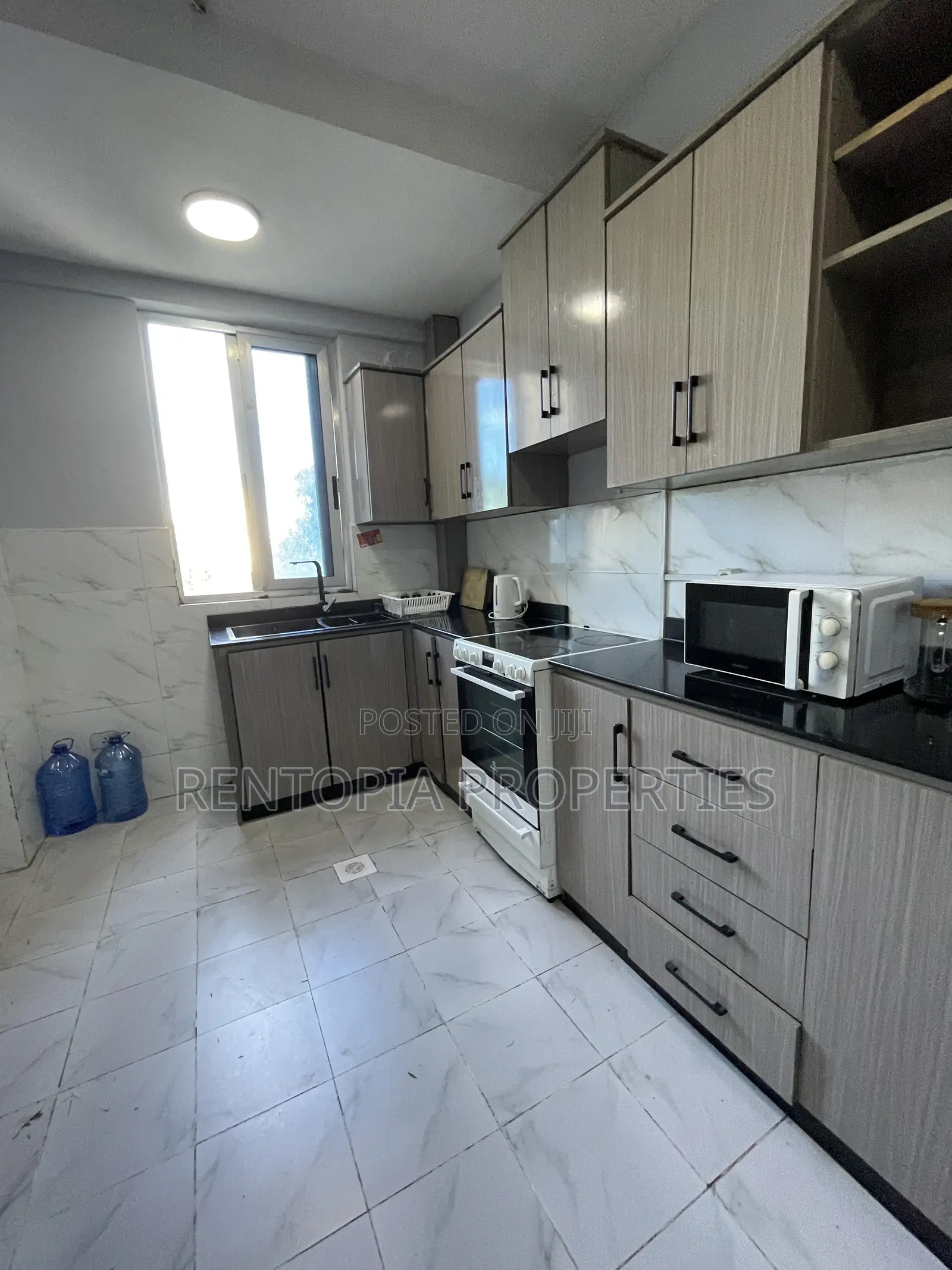Furnished 2bdrm House in Yeka for rent