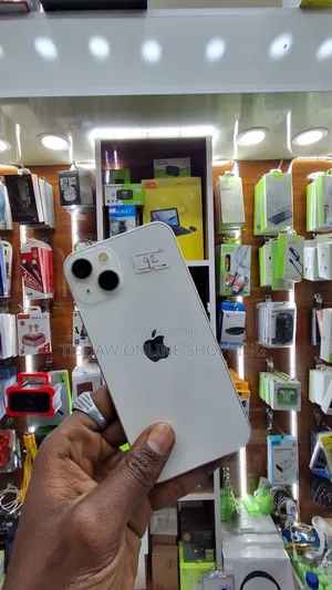 New Apple iPhone 13 128 GB