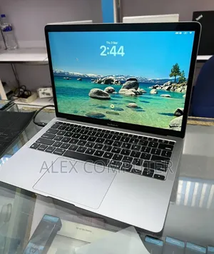 New Laptop Apple MacBook Air 2020 M1 8GB Apple M1 SSD 256GB