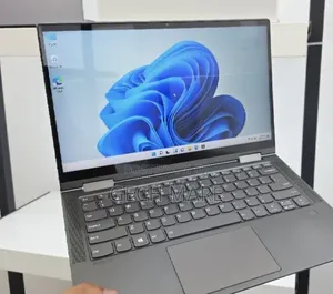 New Laptop Lenovo Yoga 7i 16GB Intel Core i5 SSD 512GB