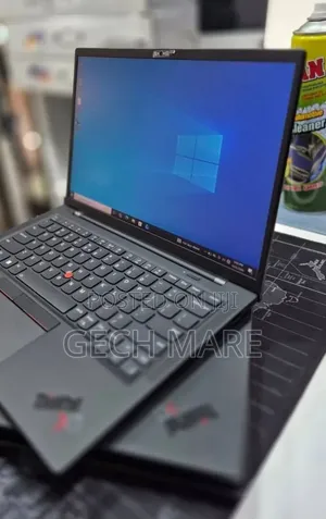 New Laptop Lenovo ThinkPad X1 Carbon 16GB Intel Core i7 SSD 512GB