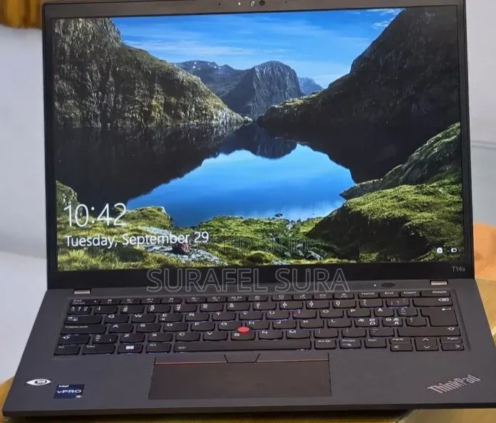 New Laptop Lenovo ThinkPad T14s Gen 2 16GB Intel Core i5 SSD 512GB