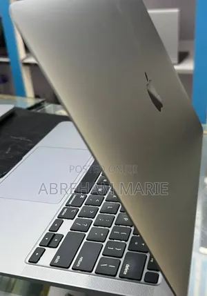 New Laptop Apple MacBook Air 2020 M1 16GB Apple M1 SSD 256GB