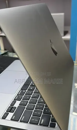 New Laptop Apple MacBook Air 2020 M1 16GB Apple M1 SSD 256GB