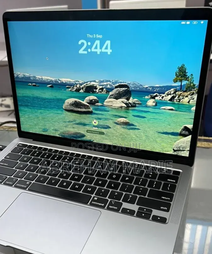 New Laptop Apple MacBook Air 2020 M1 16GB Apple M1 SSD 256GB