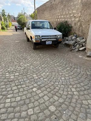 Toyota Hilux 1994 White