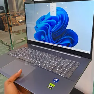 New Laptop HP Envy 17 16GB Intel Core Ultra 7 SSD 1T