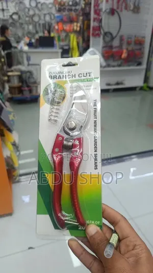 Garden Scissor(መግረዣ,መቀስ)