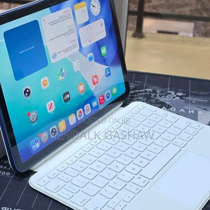 New Apple iPad 10.2 (2021) 64 GB
