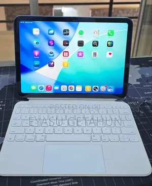 New Apple iPad (2022) 64 GB