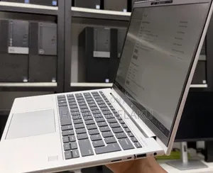 New Laptop HP EliteBook 840 G10 16GB Intel Core i7 SSD 512GB