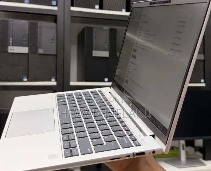 New Laptop HP EliteBook 840 G10 16GB Intel Core i7 SSD 512GB