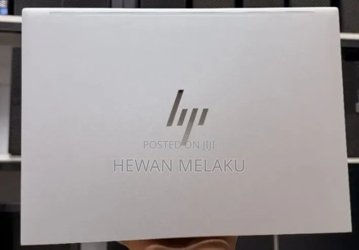 New Laptop HP EliteBook 840 G10 16GB Intel Core i7 SSD 512GB
