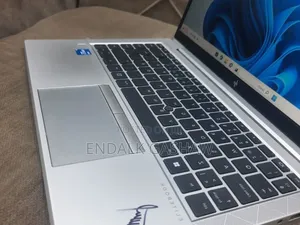 New Laptop HP EliteBook 840 G8 16GB Intel Core i5 SSD 512GB