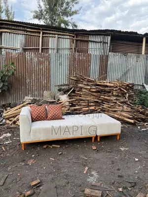 Jojo Sofa 1