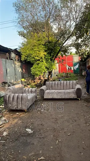 Vote Sofa 1