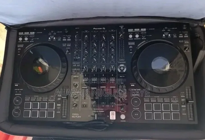Pionner DDj FLX 10