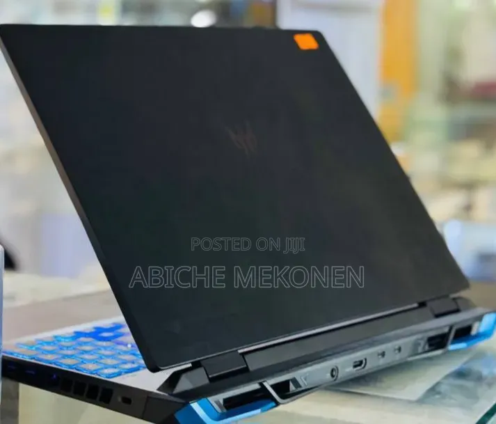 New Laptop Acer Predator Helios Neo 16 16GB Intel Core i5 SSD 512GB