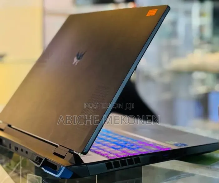 New Laptop Acer Predator Helios Neo 16 16GB Intel Core i5 SSD 512GB