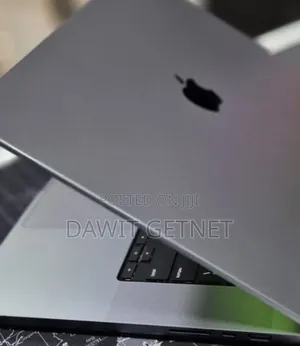 New Laptop Apple MacBook Pro 2021 M1 Max 64GB Apple M1 Max SSD 1T