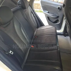 BYD E2 43 kWh 94 hp FWD 2023 White