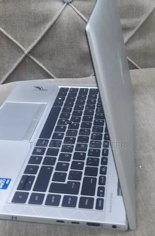 New Laptop HP EliteBook 840 16GB Intel Core i5 SSD 512GB