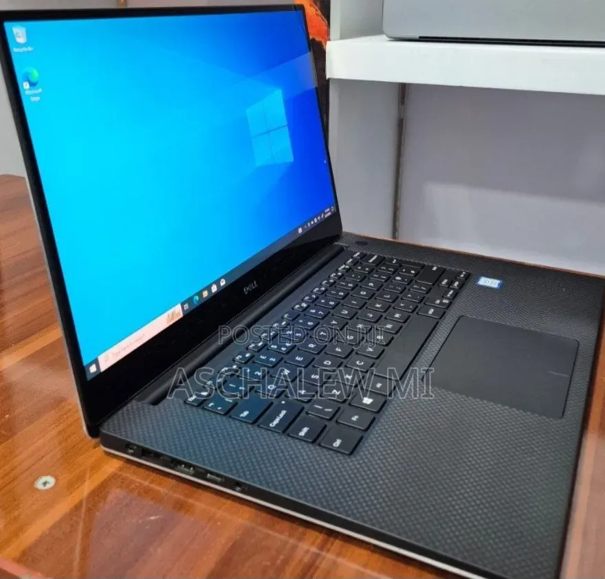 New Laptop Dell XPS 15 16GB Intel Core i7 SSD 512GB