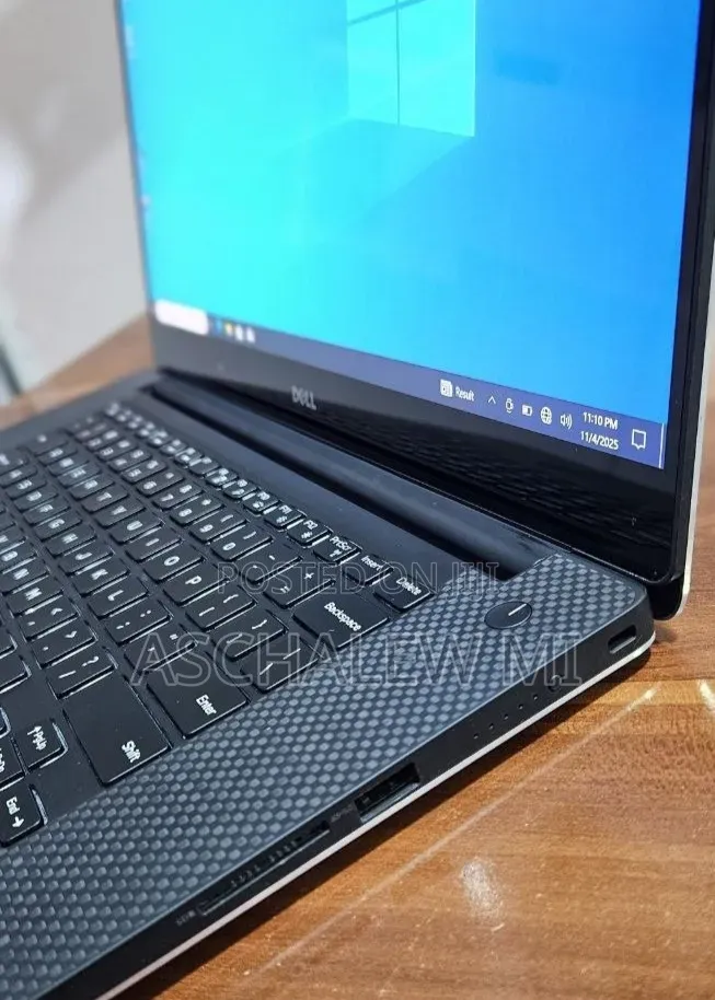 New Laptop Dell XPS 15 16GB Intel Core i7 SSD 512GB