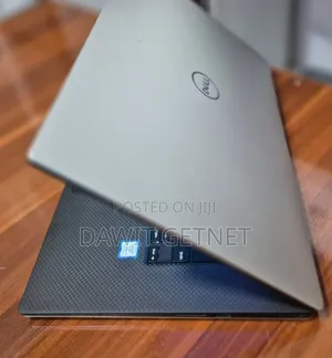 New Laptop Dell XPS 15 16GB Intel Core i7 SSD 512GB